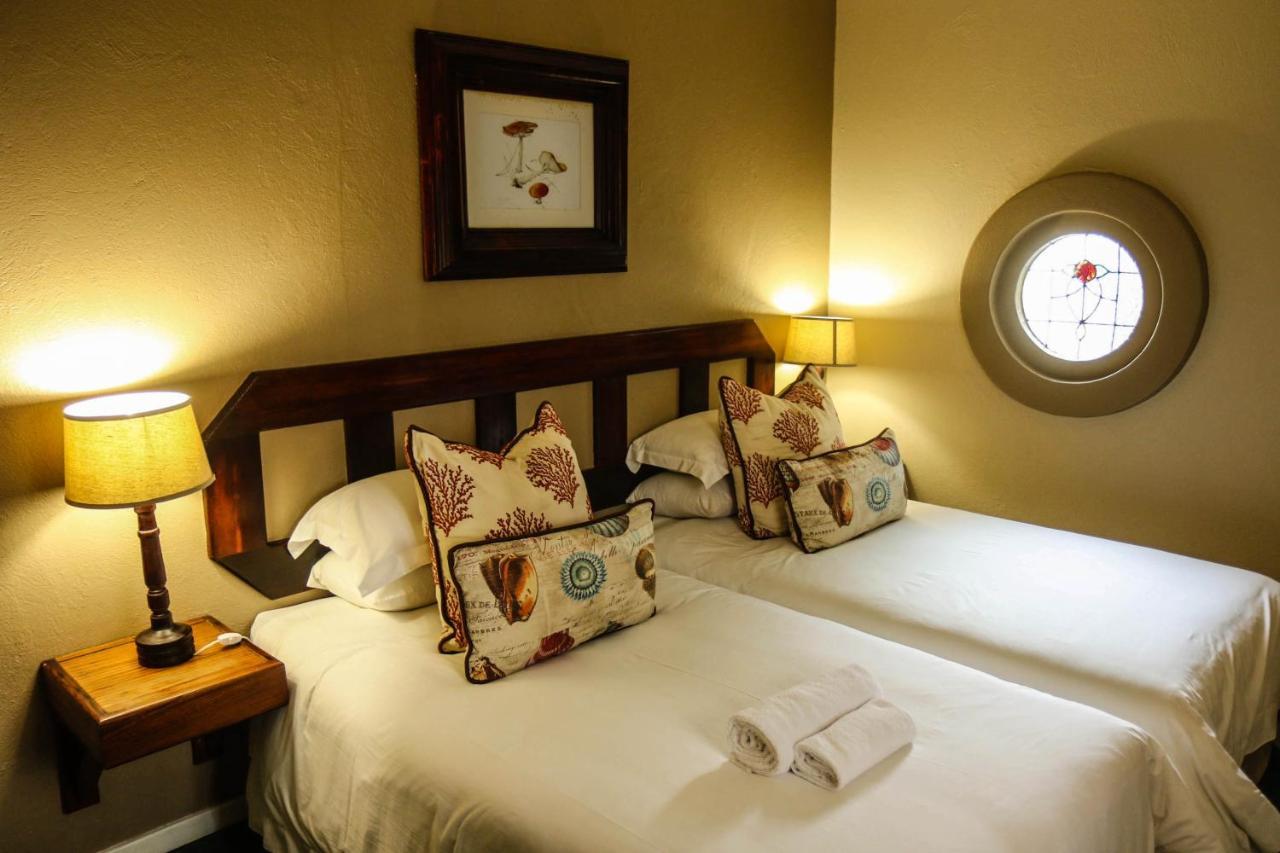 Oxford Lodge Vryheid Esterno foto